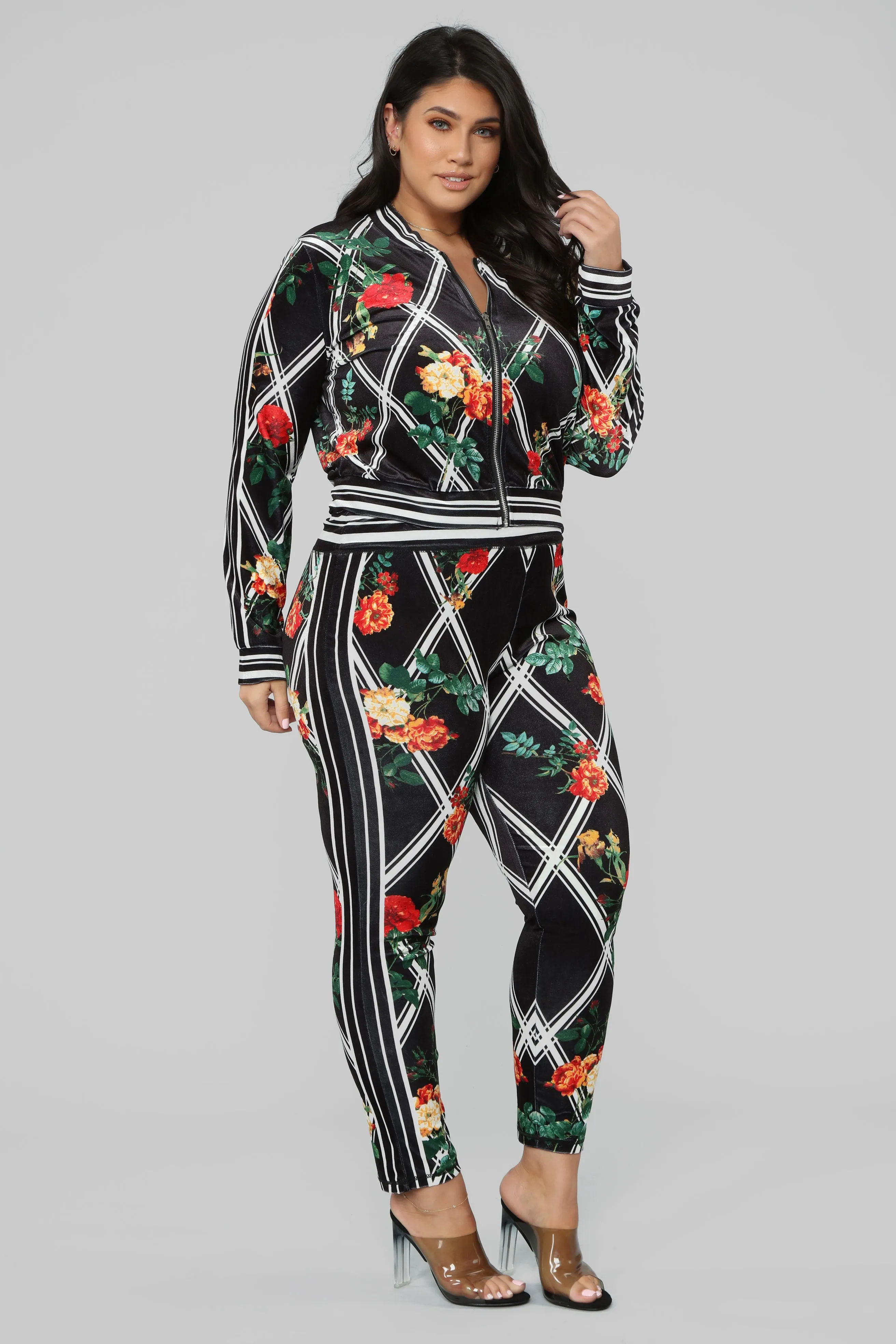 Avah Velvet Loungewear Set - Black/Multi