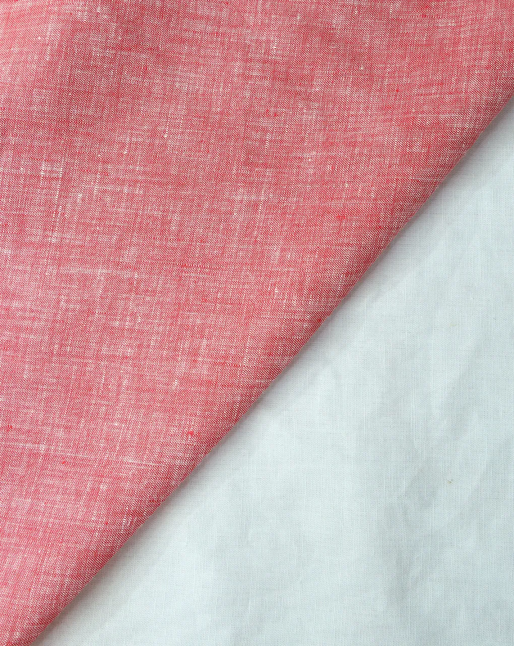 RED PLAIN LINEN CHAMBRAY FABRIC