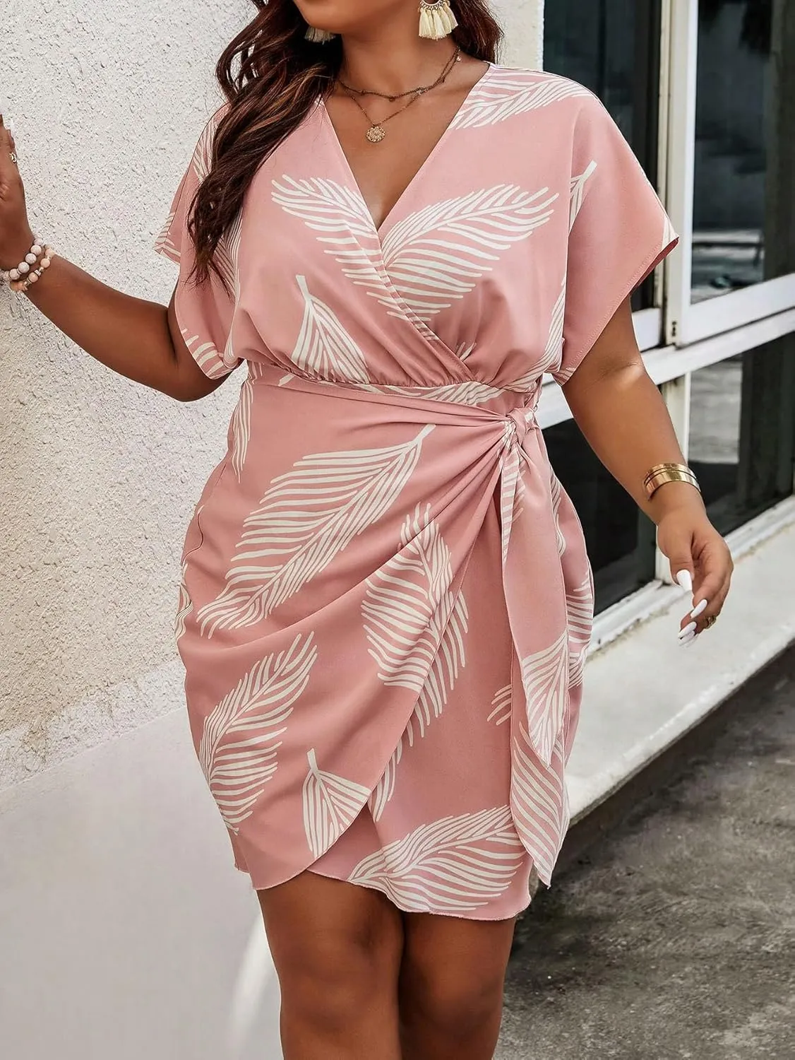 SOLY HUX Women's Plus Size Leaf Print Dress V Neck Wrap Tie Side Short Sleeve Boho Short Dresses